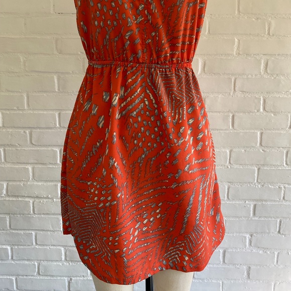 Forever 21 Sweetheart Neck Dress - Picture 2 of 6